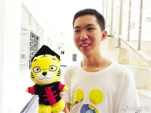 今年各省的高考理科状元都有谁？