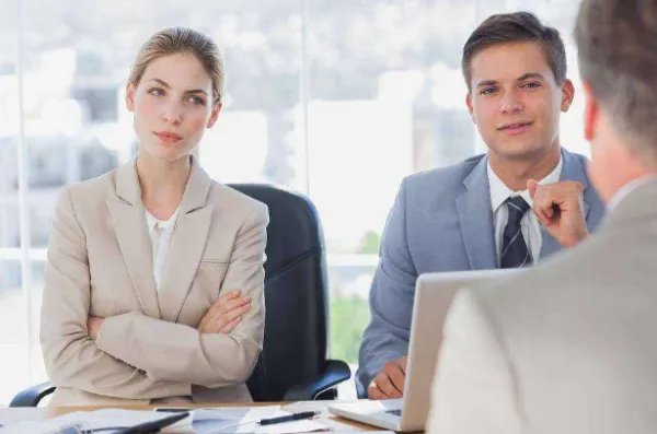 文科生学什么专业好就业