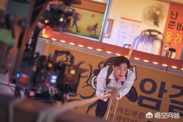 如何评价韩国电影《极限逃生》？