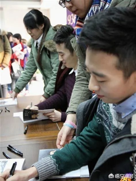 北大最帅双胞胎消费