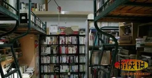 学生宿舍养鳄鱼当宠物 盘点让人眼界大开的宿舍