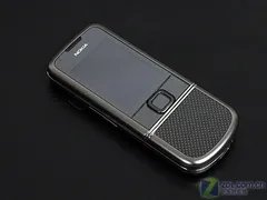 奢华用机典范 诺基亚8800ca售价依旧昂贵