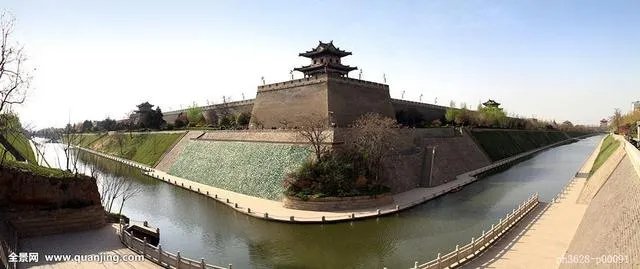 南京回收流失在外明城墙城砖8万块。除了南京,我国还有哪些有城墙的古城?哪个存留最完整?