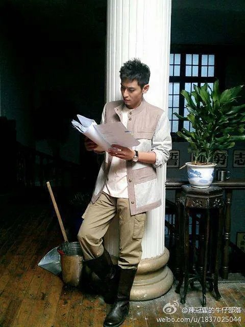 陈冠霖和何润东哪个帅（纯属娱乐）