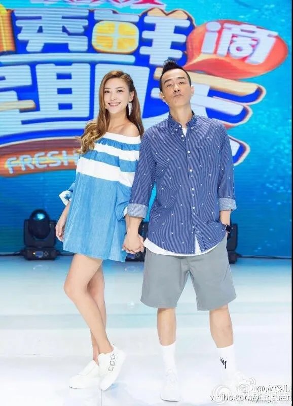 Jasper的妈妈应采儿是如何诠释港味时尚范的？