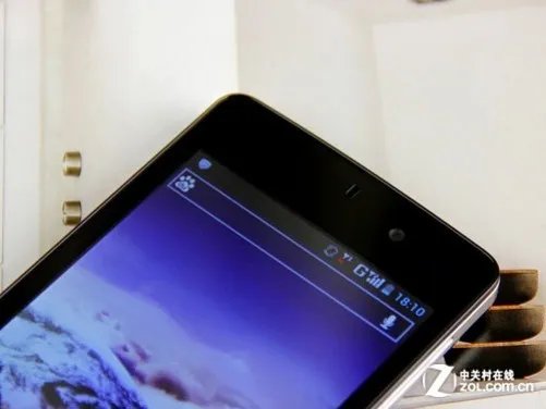 999元双卡四核 天语大黄蜂Kiss评测