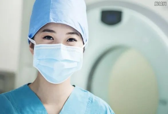 张文宏谈何时能自由出行 目前疫情形势怎么样？