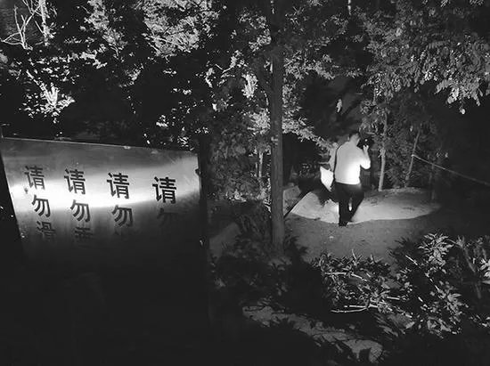 救落水妻子自己遇难了吗？