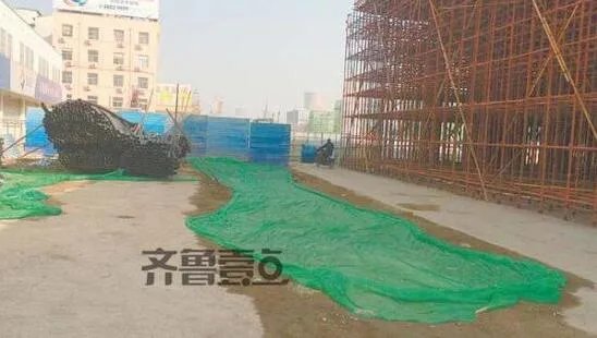 男子掉入工地泥坑 一夜过后被冻僵身亡