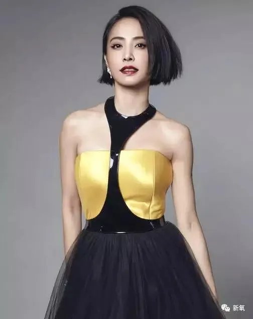 2017金马奖颁奖典礼上，谁的礼服更耀眼？