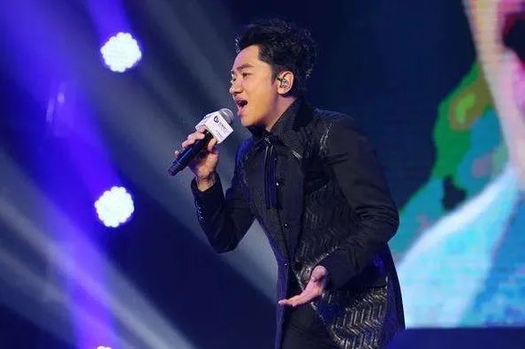 王祖蓝不高不帅,但对老婆十分疼爱,你会接受一个对你好但不出众的人吗?