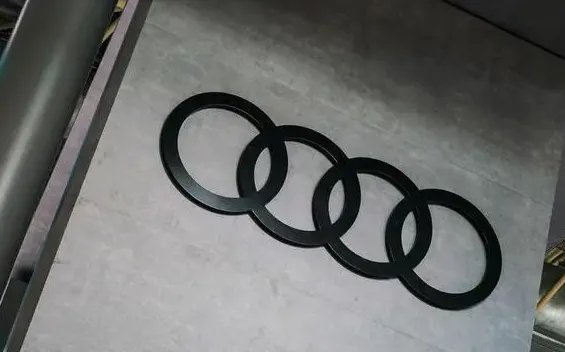 奥迪涉嫌抄袭文案被指有更早作者，该文案的作者到底是谁？