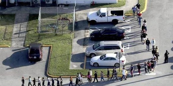 美国发生枪击事件最新消息?