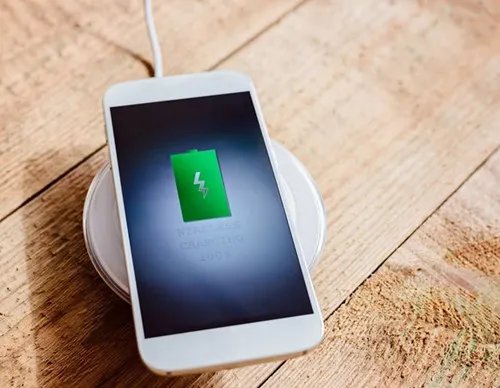 新电池第一次充电技巧 手机充电应该注意什么