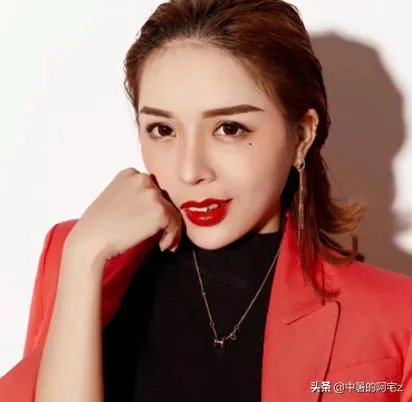 分开这些年怀念太多是什么歌名？