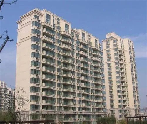 上海三湘四季花城一共有几期