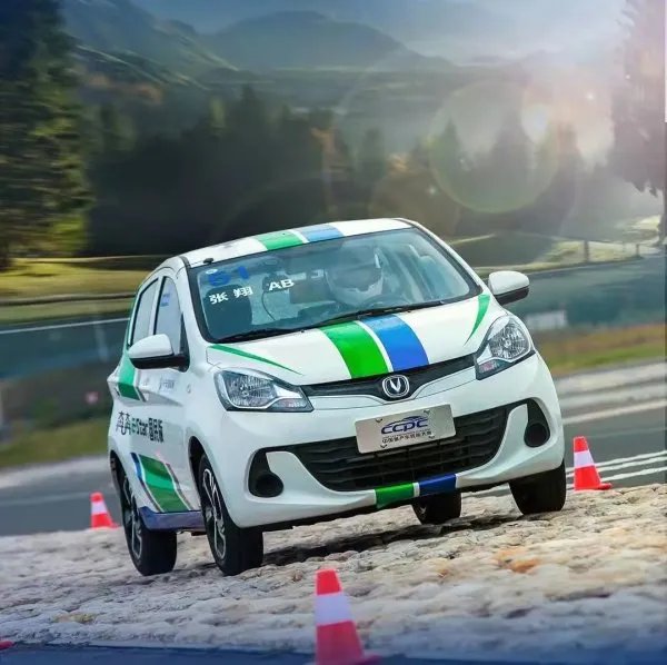 在性价比很高的家用车中，有哪几款更值得选择呢？