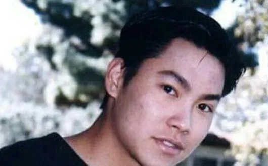 宋岳庭的生命是一场战斗说唱歌词