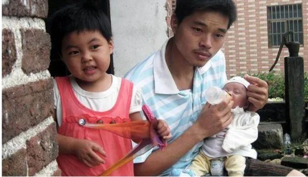 世界首富亚马逊CEO离婚，穷人离婚和富人离婚有何不同？