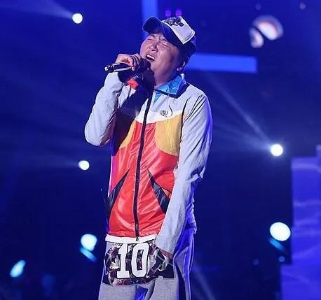 江苏卫视蒙面歌王羊驼是谁? 总决赛孙楠夺冠引热议