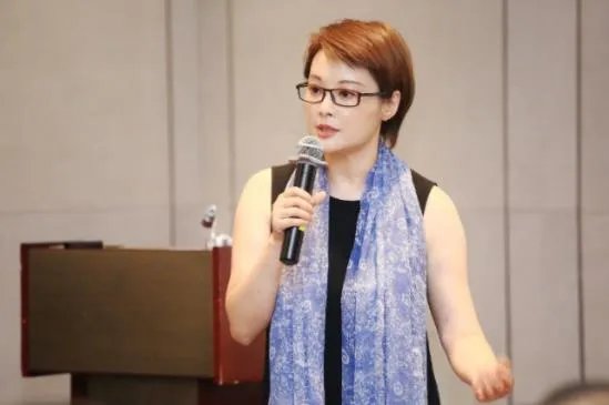 袁立否认私吞善款什么情况 事件始末详请曝光