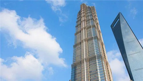 上海金茂大厦有多少层