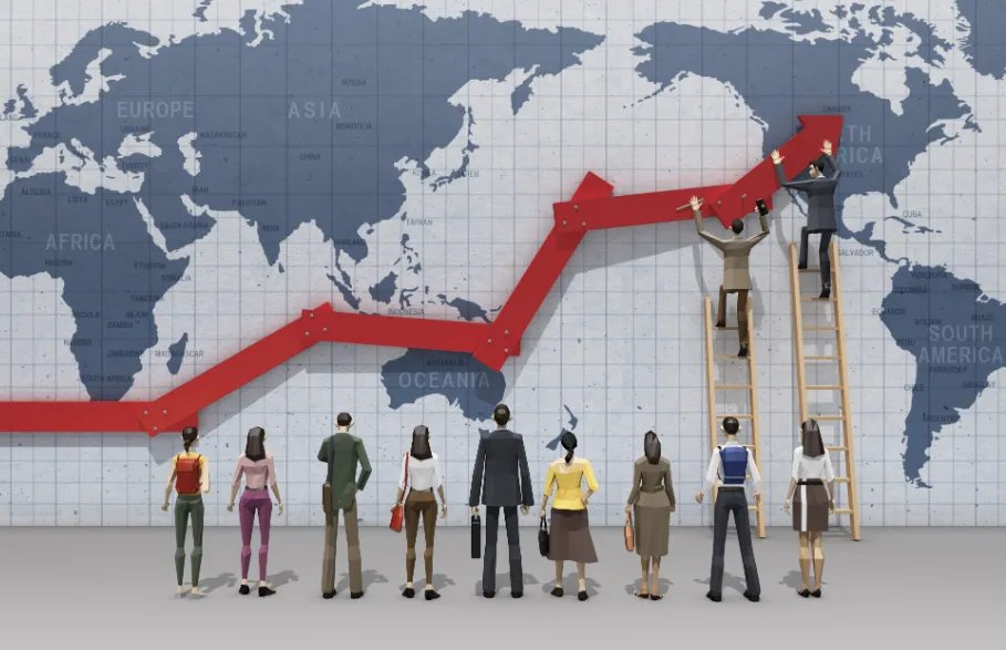 2021年国考申论热点：政协委员建议给大学生增压