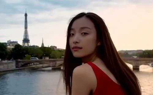 倪妮登杂志封面，你是通过哪部剧认识的倪妮？