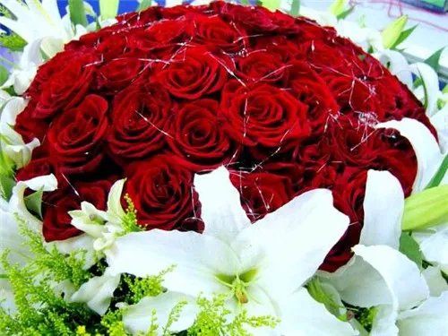 结婚纪念日送老公什么好 送老公的纪念日礼物推荐