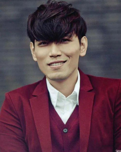 杨宗纬<<底细>>的歌词到底想表达什么意思?具体悲剧喜剧?