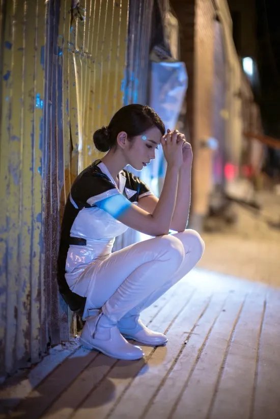 岛国妹子超美《底特律：变人》COS 还有仿生人开箱现场