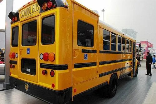 美国校车价格