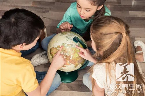  单亲妈妈怎么教育孩子