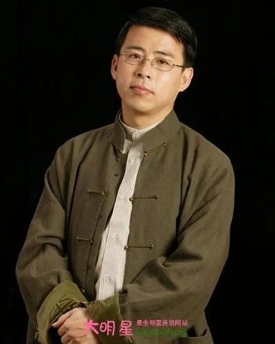 阿丘为什么离开央视去哪儿了目前的去向 阿丘简历老婆是朱迅吗