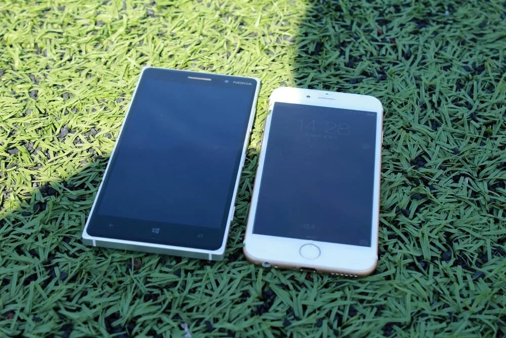 昔日巨头遗作 诺基亚WP8.1版Lumia 830评测