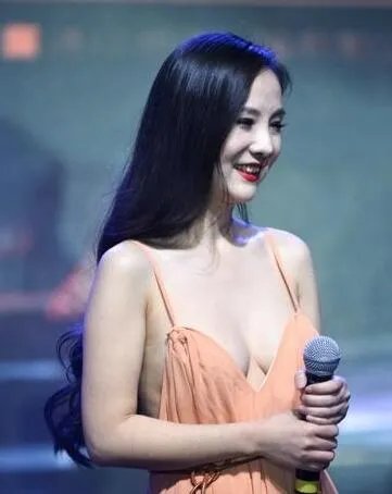 影帝廖凡与干露露激情照曝光 大胆无下限让人咋舌