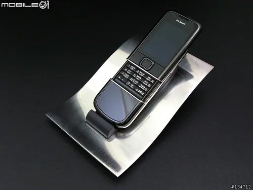 高端商务至尊 诺基亚8800Arte精美图赏