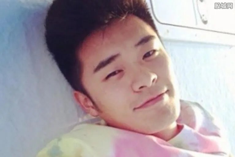 陈赫女儿叫什么名字 陈赫女儿正面照超可爱