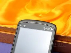 时尚C网英雄 HTC Hero200脚踩2000大关