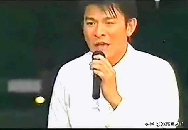 迈克尔杰克逊的一生和哪些明星合作过？