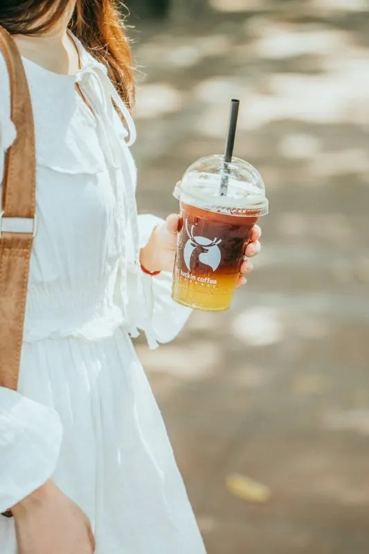 瑞幸咖啡回应被立案调查，门店销售是否会受到影响？