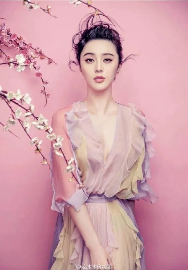 韩国人最美五官调查出炉，金泰希的眼宋慧乔的唇夺魁，中国人的五官谁最美？