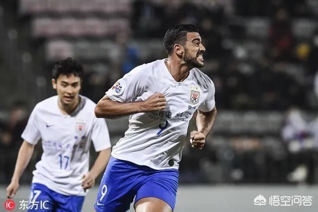 鲁能亚冠比赛你如何看待李霄鹏的换人？换人就丢分是否合理？客场拿一分是不是太可惜？