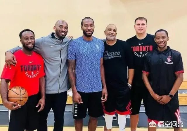 有消息称伦纳德的舅舅希望伦纳德加盟湖人，那湖人的三巨头是稳了吗？