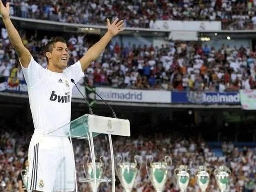 梅西宣布离开巴萨后，很多皇马球迷都说自己是梅西球迷，为什么？