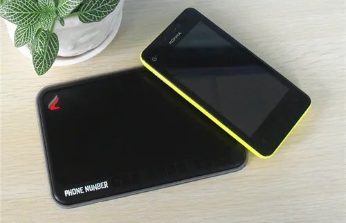 手机防滑垫有哪些特点 如何使用手机防滑垫