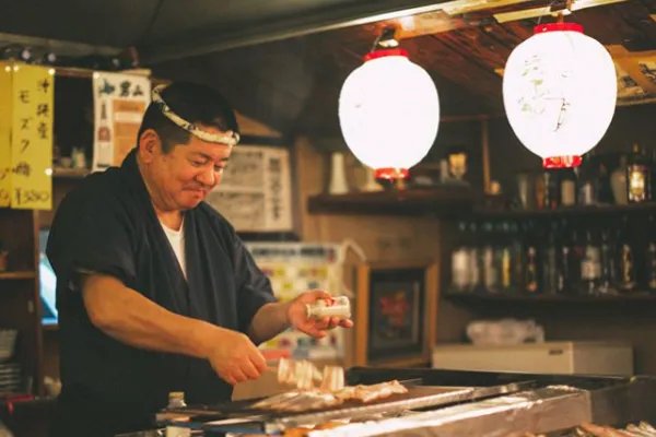 日本人下班后为啥爱去居酒屋?是借酒消愁?