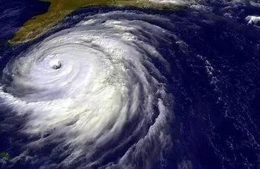 德国遭遇飓风袭击,飓风来袭时需注意哪些事项?