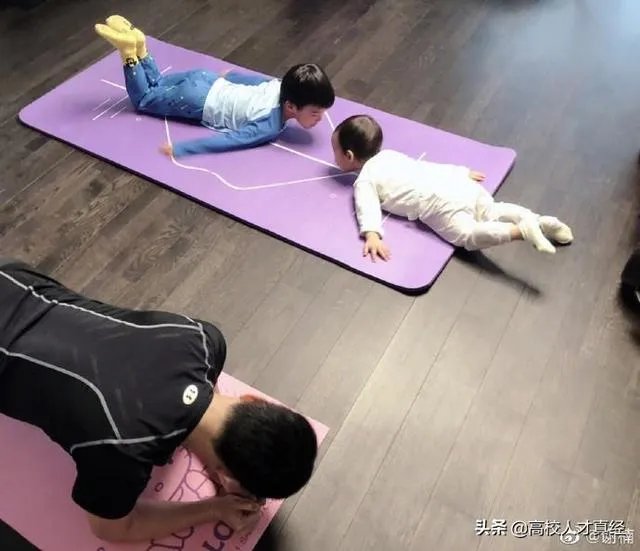 作为家长你需要教师直播讲课，还是教师放点名师讲课视频就行了？