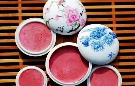 古代的胭脂是什么时候出现的？什么朝代发展最为鼎盛？